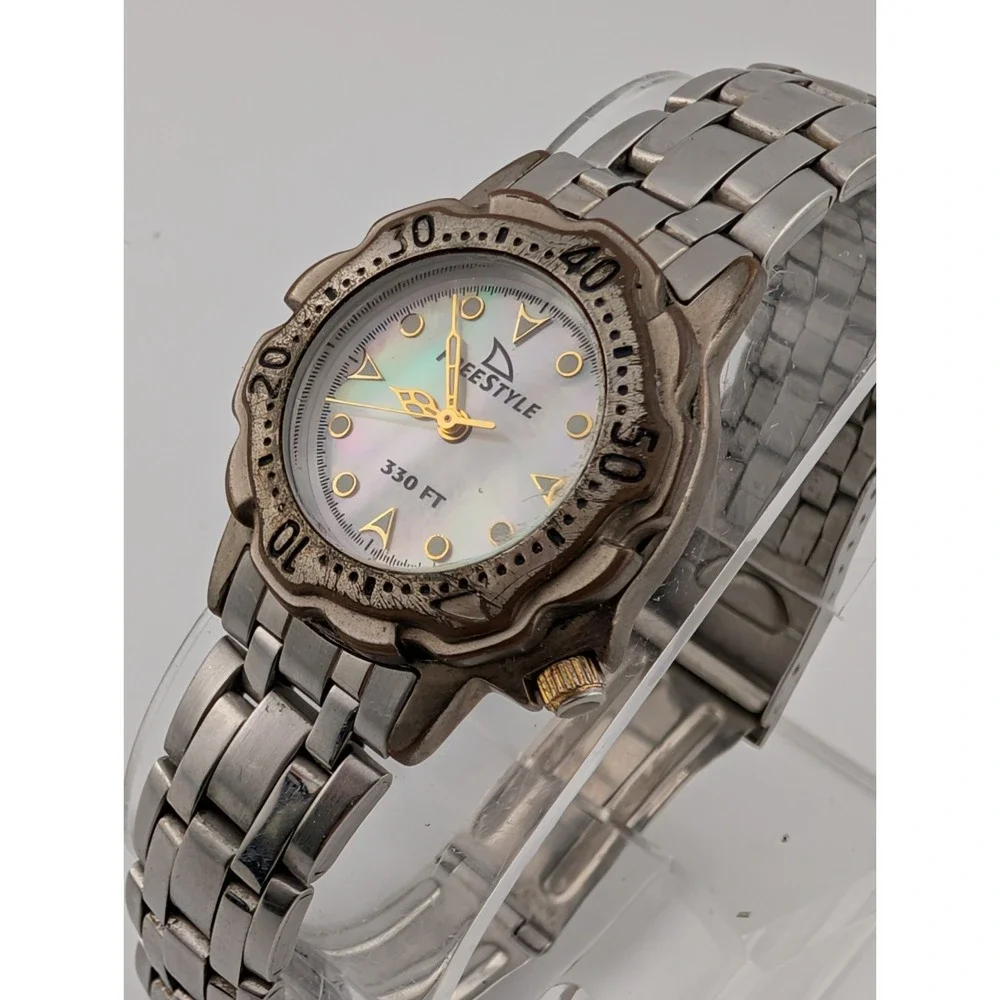 Freestyle Shark Watch Women Rotating Bezel MOP Dial Silver 6.5
